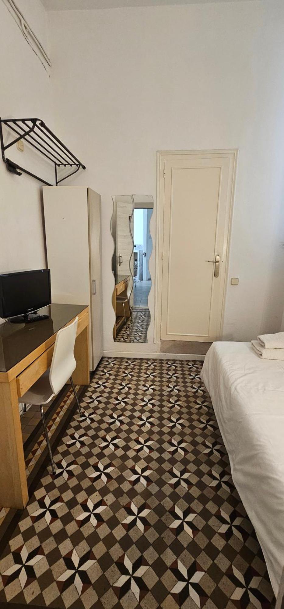 Hostal Eixample Barcelona Eksteriør bilde